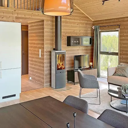 6 Person In Sollia-by Traum Brenn